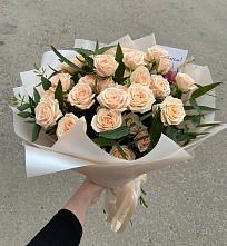 Букет Кремовые розы Латте в Зеленогорском
