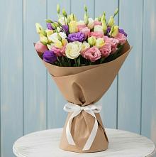 Букет цветов из:  Лизиантусы в Зеленогорском